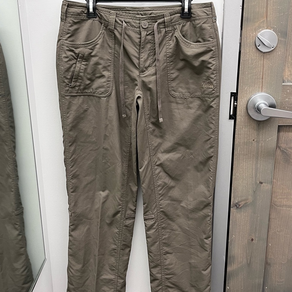 The North Face Womens Femmes Sage green Pants.